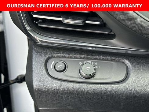 Certified 2025 Buick Envista Preferred FWD image 25