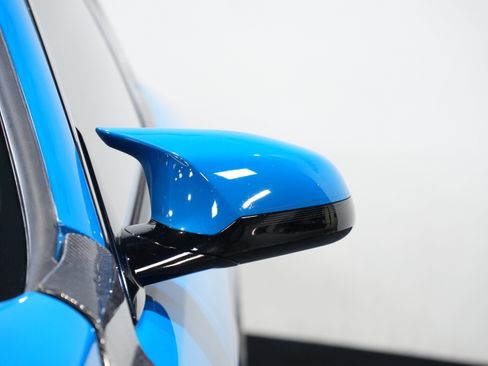 Used 2020 BMW M4 Coupe w/ Competition Package RWD image 11