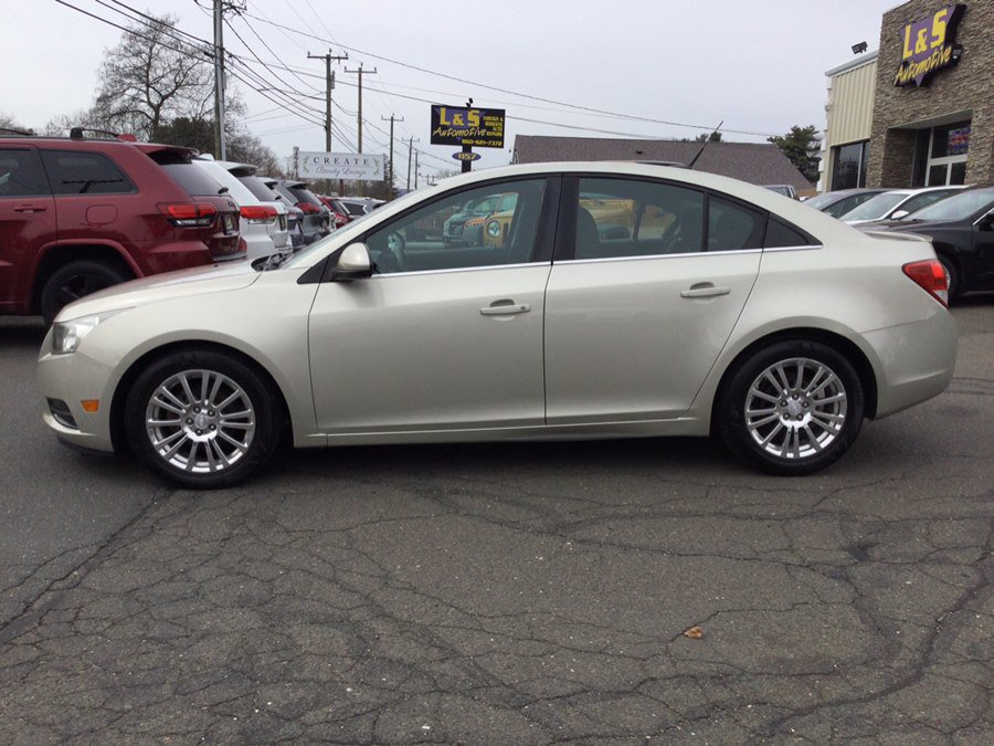 Used 2013 Chevrolet Cruze Eco w/ Enhanced Safety Package FWD image 11