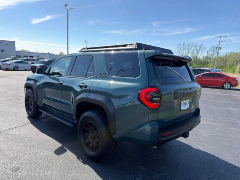 Used 2025 Toyota 4Runner TRD Off-Road Premium image 6