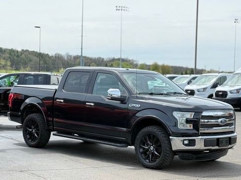 Used 2015 Ford F150 Lariat w/ Equipment Group 502A Luxury AWD/4WD image 35