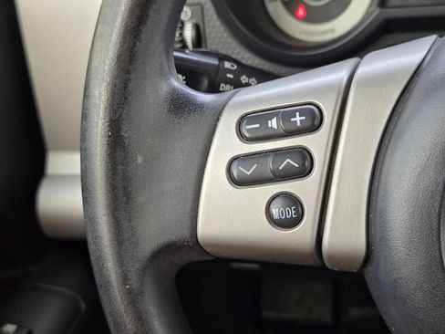 Used 2013 Toyota FJ Cruiser 4WD w/ Convenience Pkg image 25