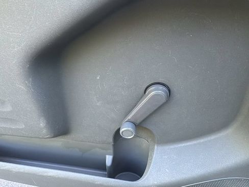 Used 2017 Nissan Frontier S RWD image 14
