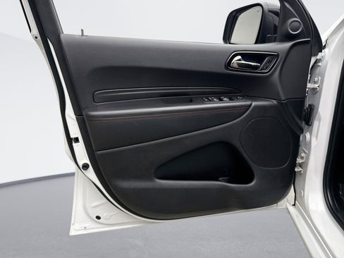 Used 2024 Dodge Durango GT image 9