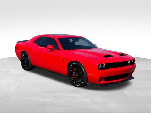 Used 2023 Dodge Challenger SRT Hellcat w/ Driver Convenience Group image 1