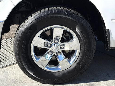 Certified 2021 RAM 1500 Classic SLT image 9