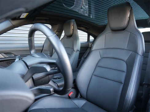 Certified 2024 Porsche Taycan image 5