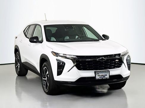 New 2026 Chevrolet Trax RS w/ Driver Confidence Package image 1