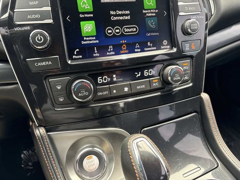 Used 2023 Nissan Maxima SR w/ Sport Mat Group FWD image 23