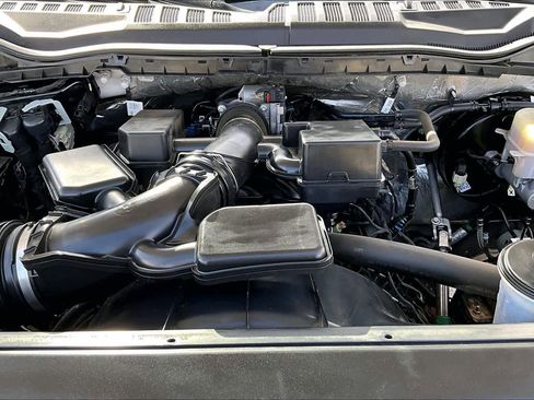 Used 2020 Ford F250 XL w/ Power Equipment Group image 29