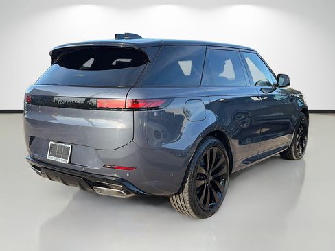 New 2026 Land Rover Range Rover Sport Dynamic SE image 5
