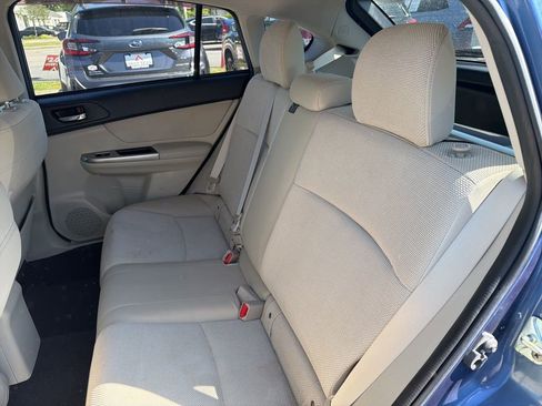 Used 2015 Subaru Crosstrek 2.0i Premium image 13