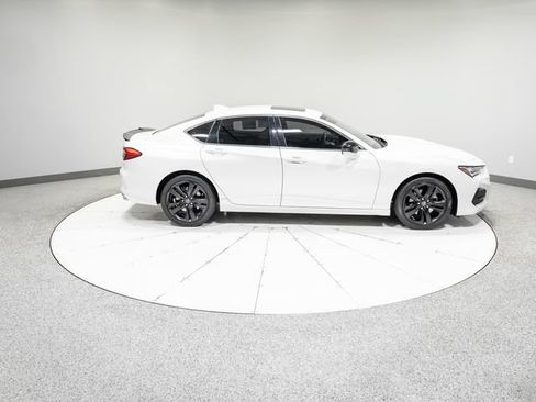 Used 2022 Acura TLX w/ Technology Package FWD image 8