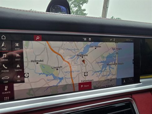 Used 2018 Porsche Panamera 4 AWD/4WD image 25