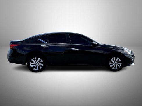 Used 2020 Nissan Altima 2.5 S image 4