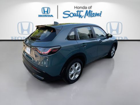 Certified 2024 Honda HR-V LX image 7
