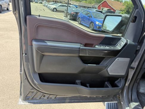 Used 2021 Ford F150 Lariat w/ Equipment Group 502A High AWD/4WD image 18