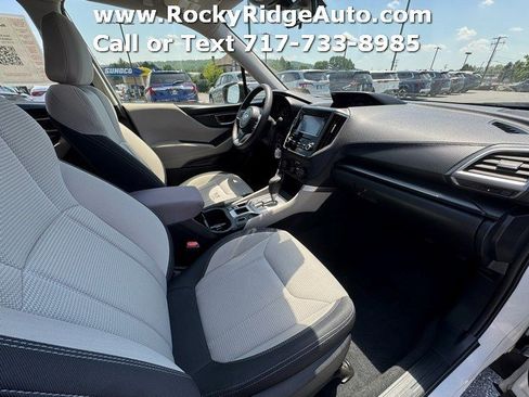 Used 2023 Subaru Forester AWD/4WD image 27