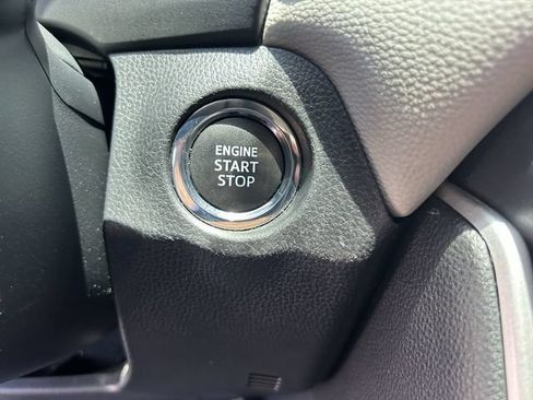 Used 2021 Toyota RAV4 XLE Premium FWD image 33