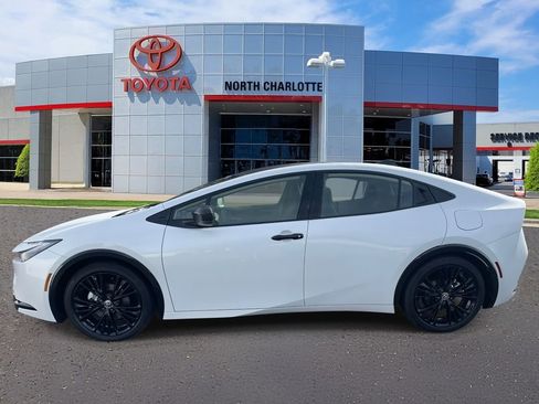 New 2026 Toyota Prius Plug-In Hybrid image 6