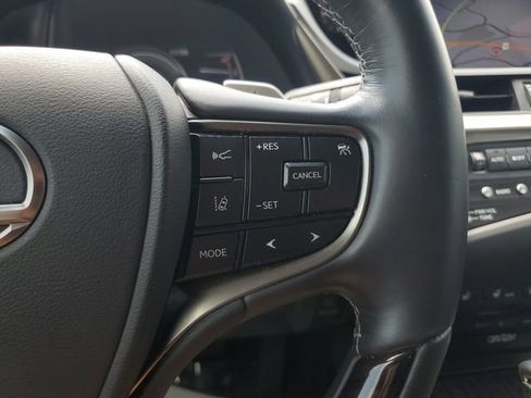 Used 2021 Lexus ES 300h Ultra Luxury w/ Accessory Package FWD image 23