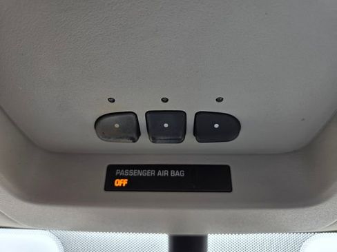 Used 2010 GMC Sierra 1500 Denali image 29