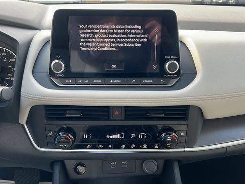 New 2026 Nissan Rogue SV image 25