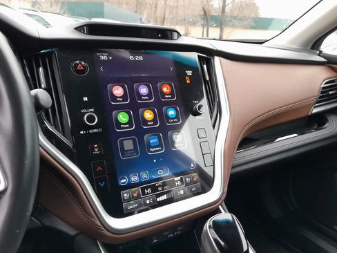 Used 2020 Subaru Outback Touring AWD/4WD image 22