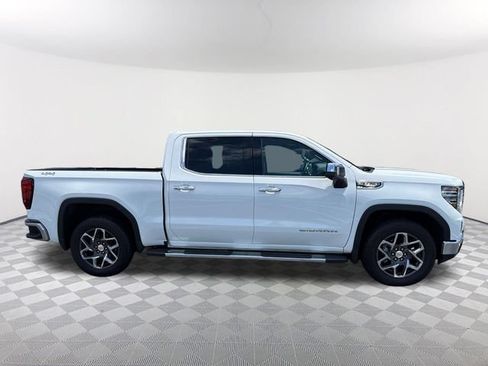 Used 2025 GMC Sierra 1500 SLT w/ SLT Premium Package AWD/4WD image 4