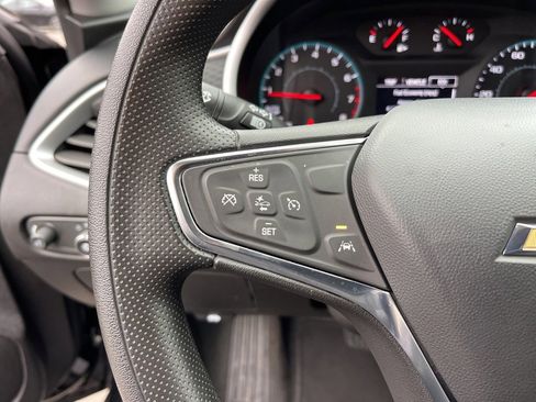 Used 2024 Chevrolet Malibu LT image 16