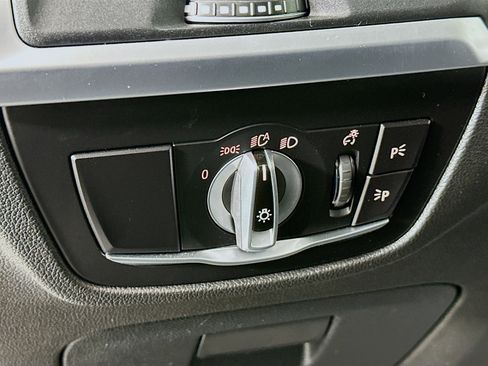 Used 2024 BMW X3 xDrive30i w/ Convenience Package image 17