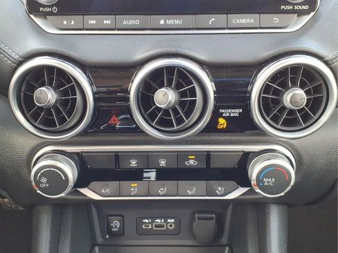 Used 2024 Nissan Sentra SV image 23