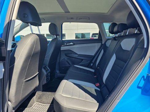 Certified 2024 Volkswagen Taos SEL AWD/4WD image 19