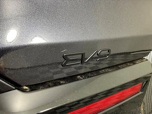 New 2026 Kia EV9 Land w/ Nightfall Edition Package image 9