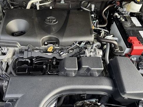 Used 2024 Toyota RAV4 LE AWD/4WD image 21
