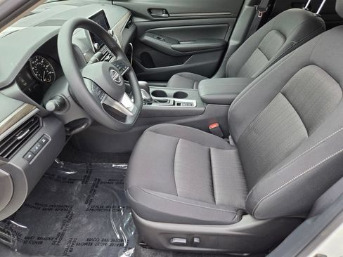 New 2026 Nissan Altima 2.5 SV AWD/4WD image 10