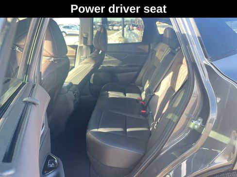 Used 2025 Nissan Murano Platinum w/ Cargo Package image 16