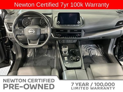 Used 2025 Nissan Rogue SV w/ SV Premium Package FWD image 11