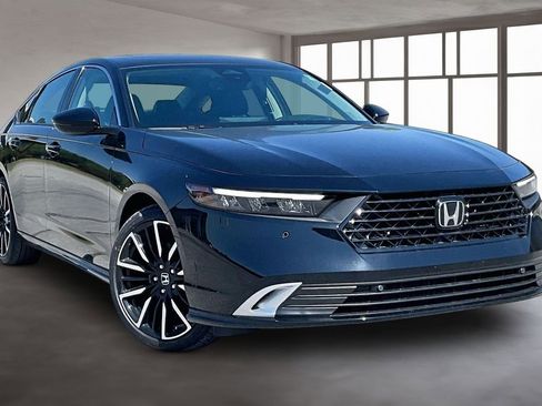 New 2026 Honda Accord Touring image 2