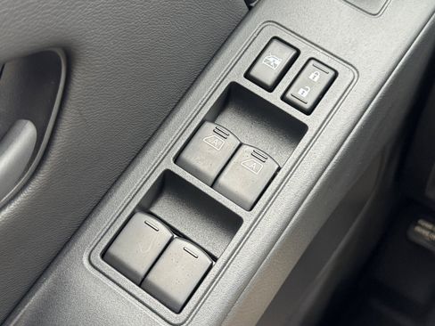 New 2026 Nissan Frontier SV w/ SV Convenience Package image 16