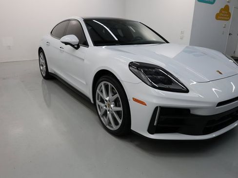 Used 2024 Porsche Panamera 4 image 59
