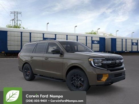 New 2026 Ford Expedition Tremor image 1