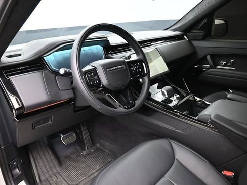 Used 2026 Land Rover Range Rover Sport Autobiography AWD/4WD image 12