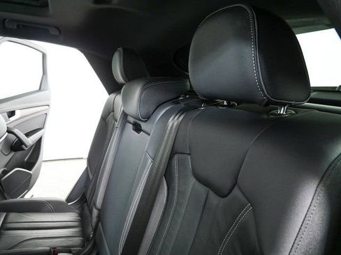 Used 2023 Audi Q5 2.0T Premium w/ Convenience Package AWD/4WD image 20