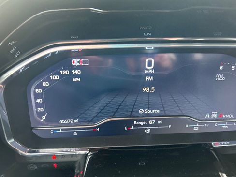 Used 2024 GMC Sierra 1500 SLT image 13