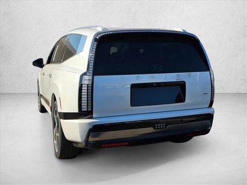 New 2026 Hyundai Ioniq 9 Calligraphy image 8