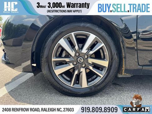 Used 2021 Nissan Versa SV FWD image 10