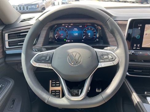 New 2026 Volkswagen Atlas SEL Premium R-Line AWD/4WD image 15