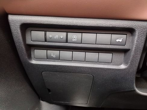 New 2026 Mitsubishi Outlander SEL image 23