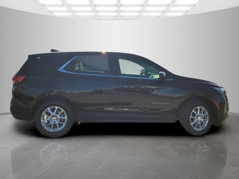Used 2024 Chevrolet Equinox LT AWD/4WD image 5